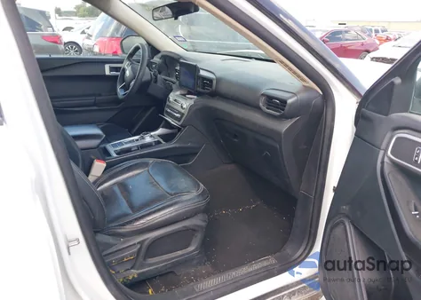 2021 Ford Explorer z USA, uszkodzony, nr VIN 1FMSK7BH5MGA81486